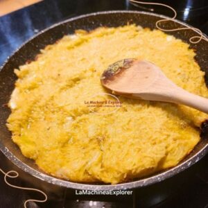 cuisson de la crique aux pommes de terre