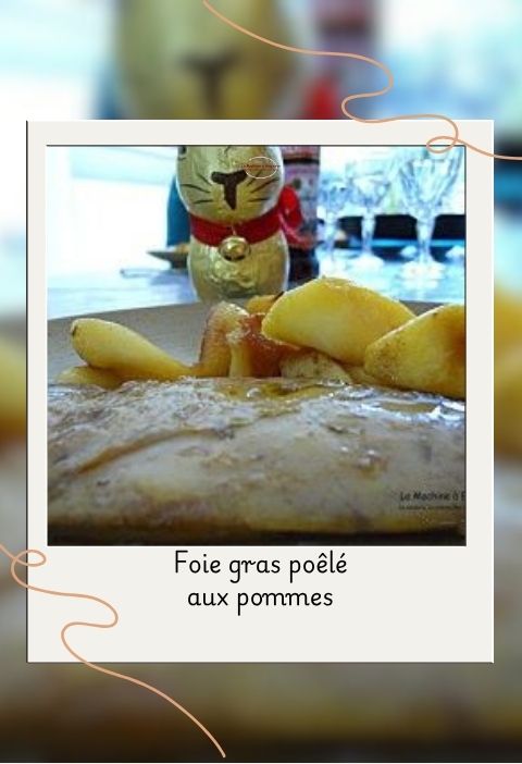 Foie gras poêlé aux pommes flambées au Calvados foie gras poêlé aux pommes